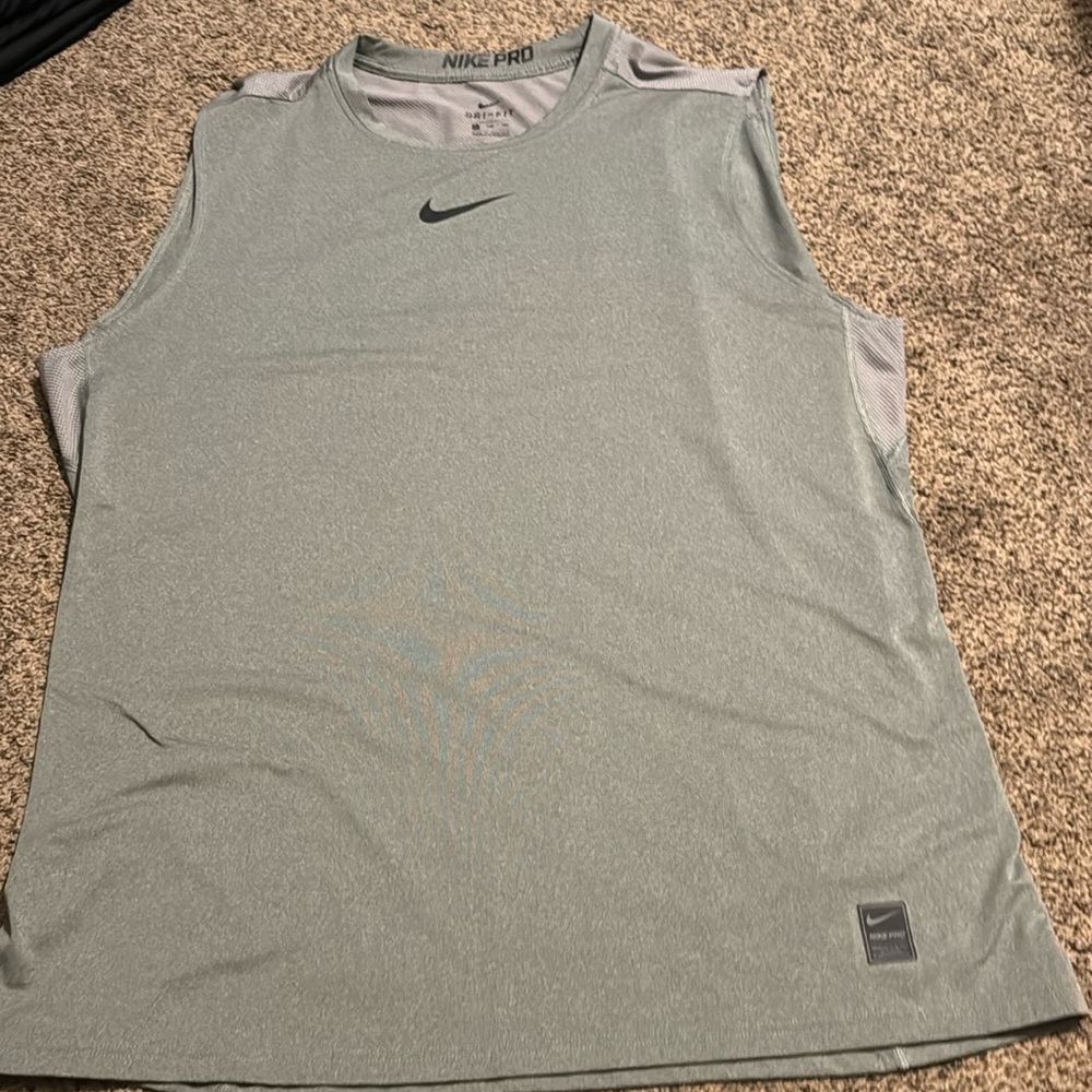 Grey Nike pro dri fit